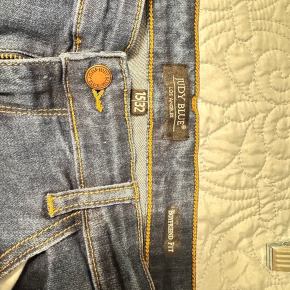 Two (2) Pairs Judy Blue Boyfriend Fit Jeans Sz 15 - Picture 8 of 9